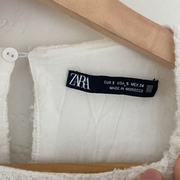 Zara White Tweed Peplum Side Gold Buttons Structured
Mini Dress Sz S fit & flare - Picture 15 of 15